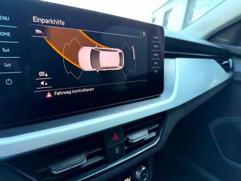 Skoda Scala Drive 125 LED Navi SHZ Kamera DSG 06/2020-photo-15