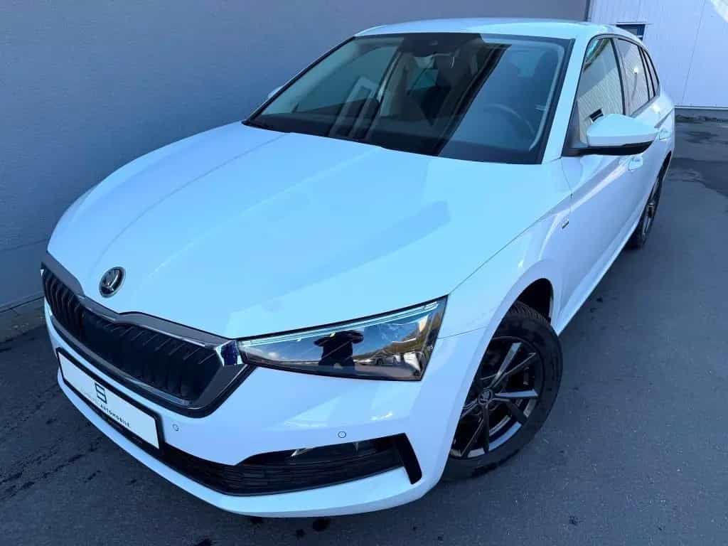 Skoda Scala Drive 125 LED Navi SHZ Kamera DSG 06/2020-photo-1