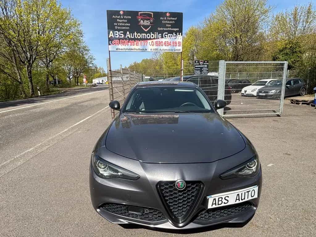 Alfa Romeo Giulia 2.2 Diesel 16V 118 kW AT8 Navi Acc 06/2019-photo-6