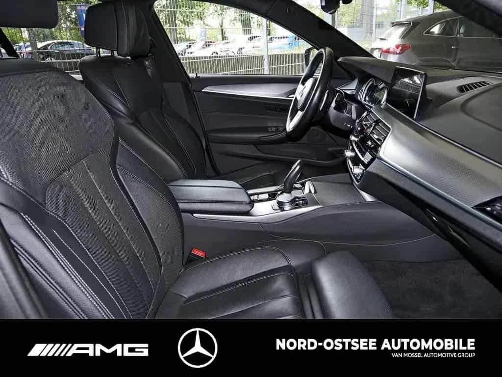 BMW 520 d M SPORT HUD AHK PANO LED NAVI PDC SITZHZ 09/2019-photo-10