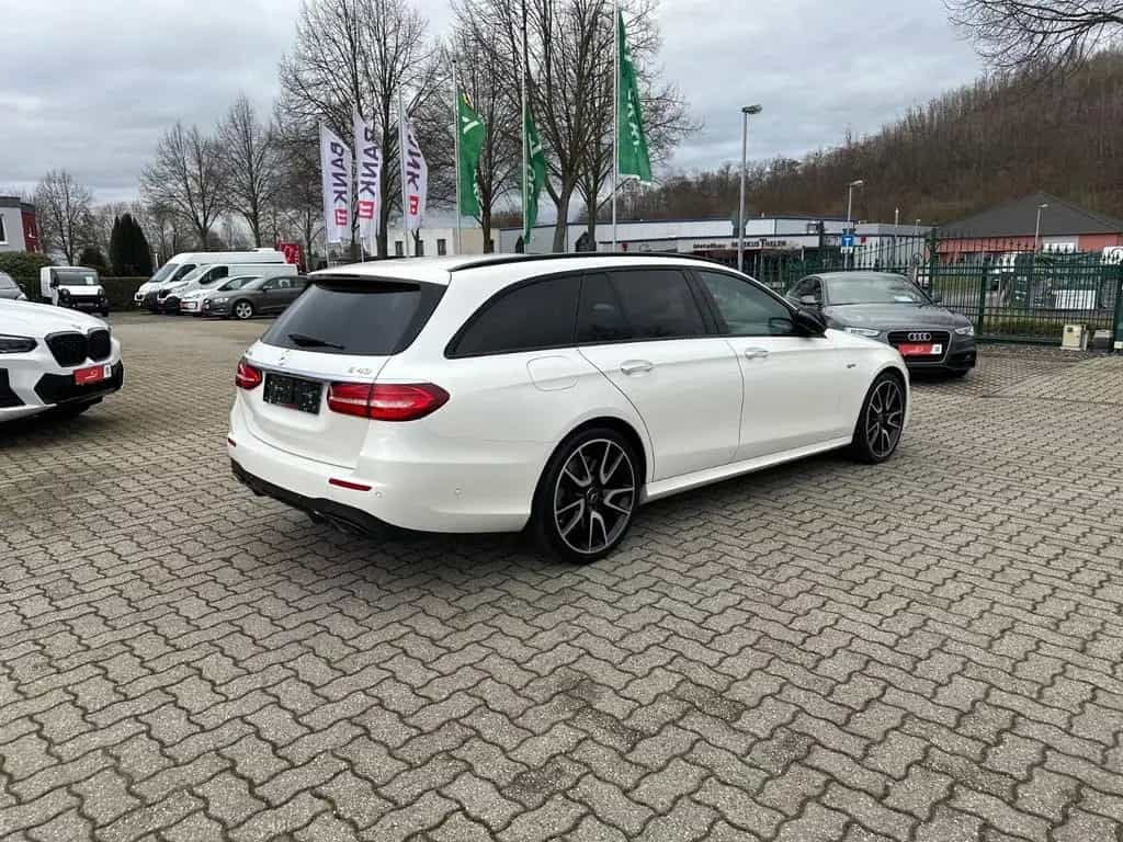Mercedes-Benz E-Class 43 AMG T 4M Distr HUD Pano 360° Sitzbelüf AHK 08/2017-photo-1