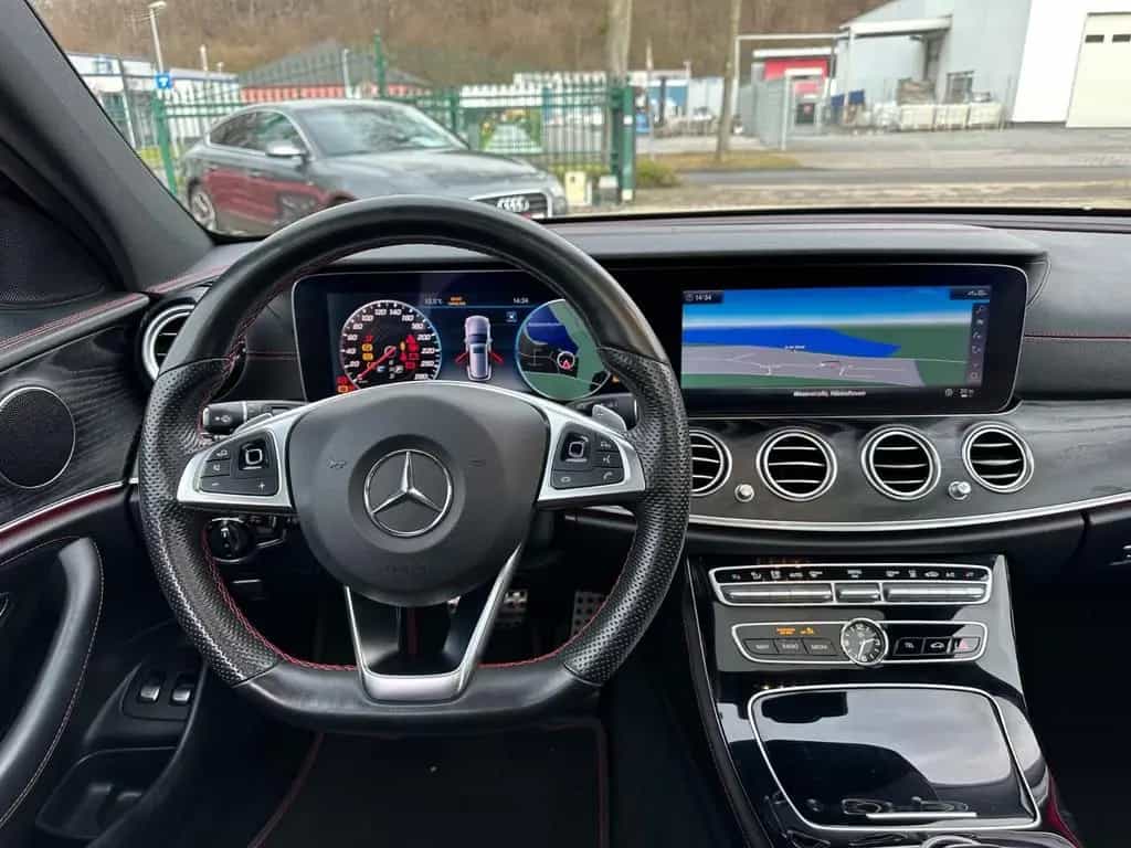 Mercedes-Benz E-Class 43 AMG T 4M Distr HUD Pano 360° Sitzbelüf AHK 08/2017-photo-20
