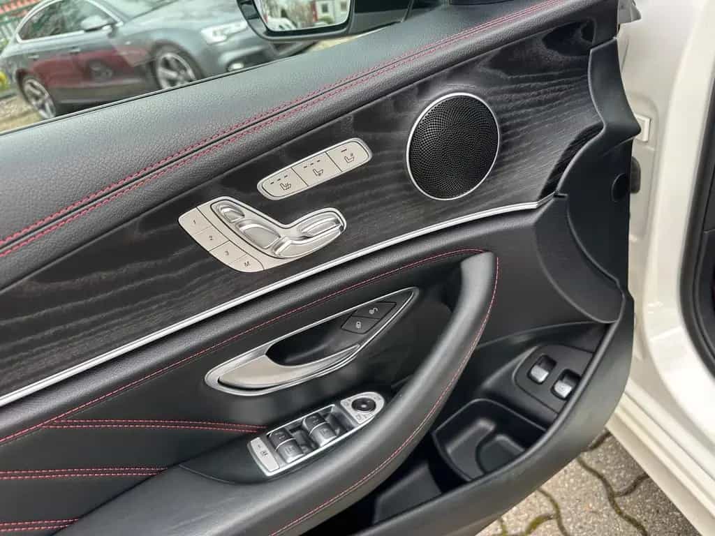 Mercedes-Benz E-Class 43 AMG T 4M Distr HUD Pano 360° Sitzbelüf AHK 08/2017-photo-22