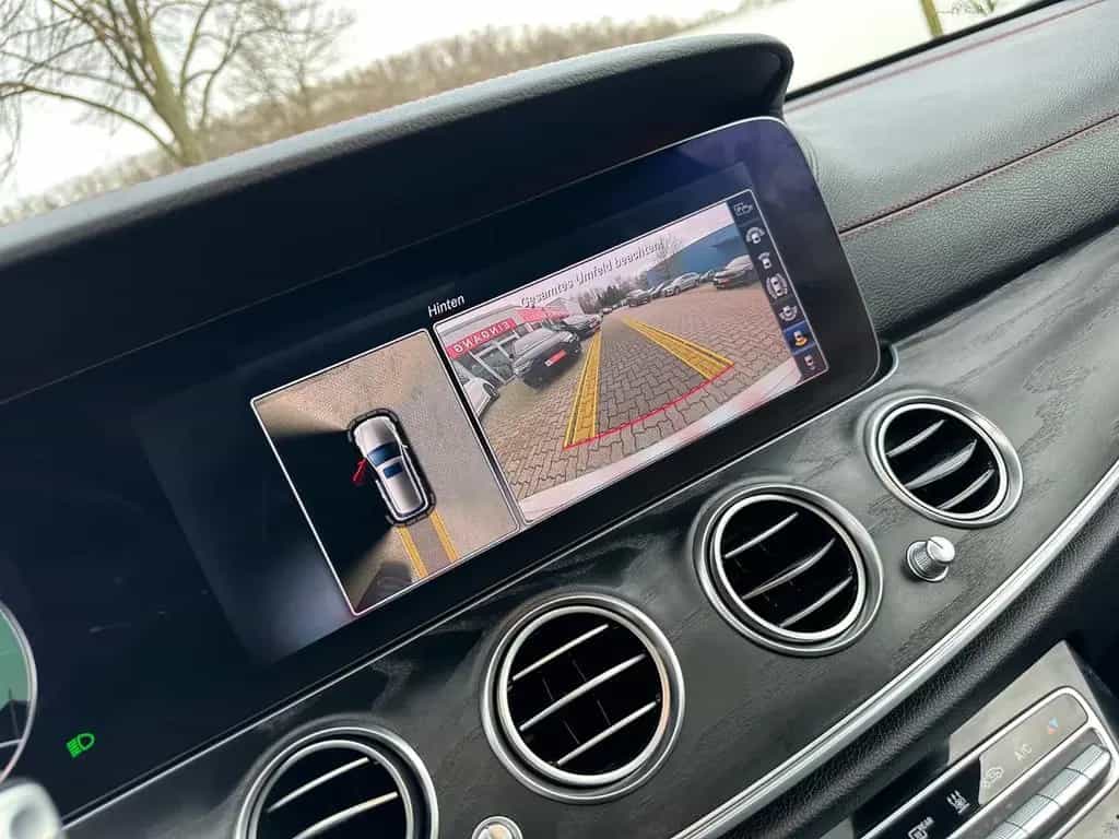 Mercedes-Benz E-Class 43 AMG T 4M Distr HUD Pano 360° Sitzbelüf AHK 08/2017-photo-29