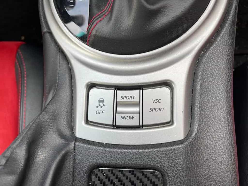 Toyota GT86 Basis -Motorproblem- 03/2014-photo-24