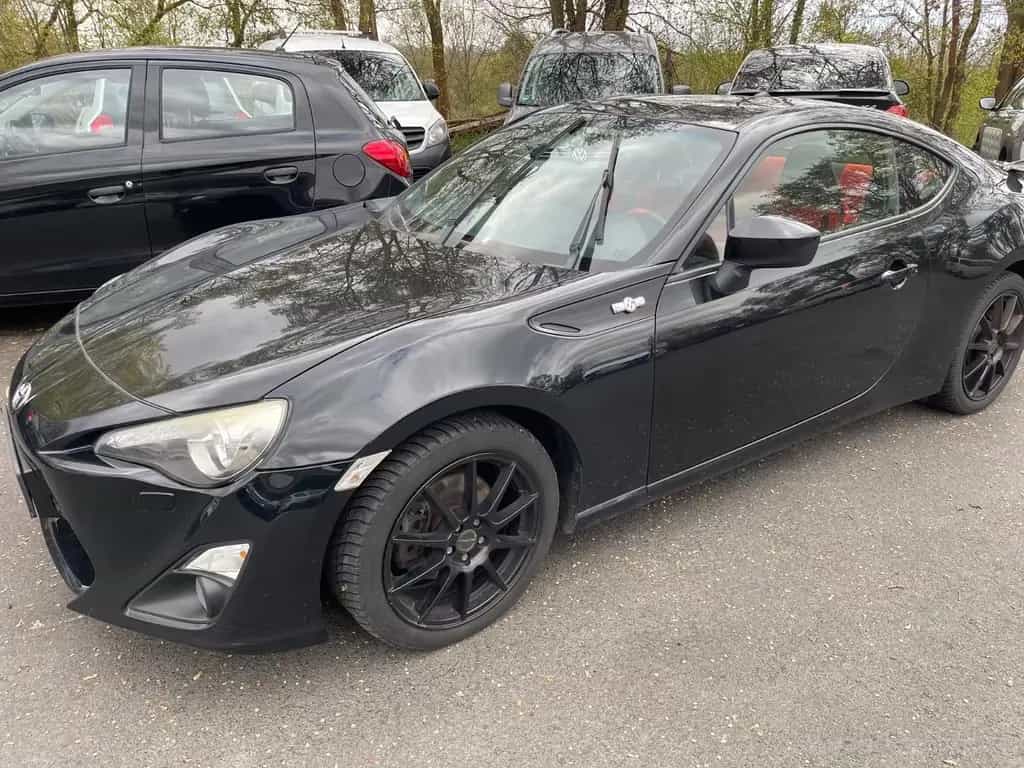 Toyota GT86 Basis -Motorproblem- 03/2014-photo-6