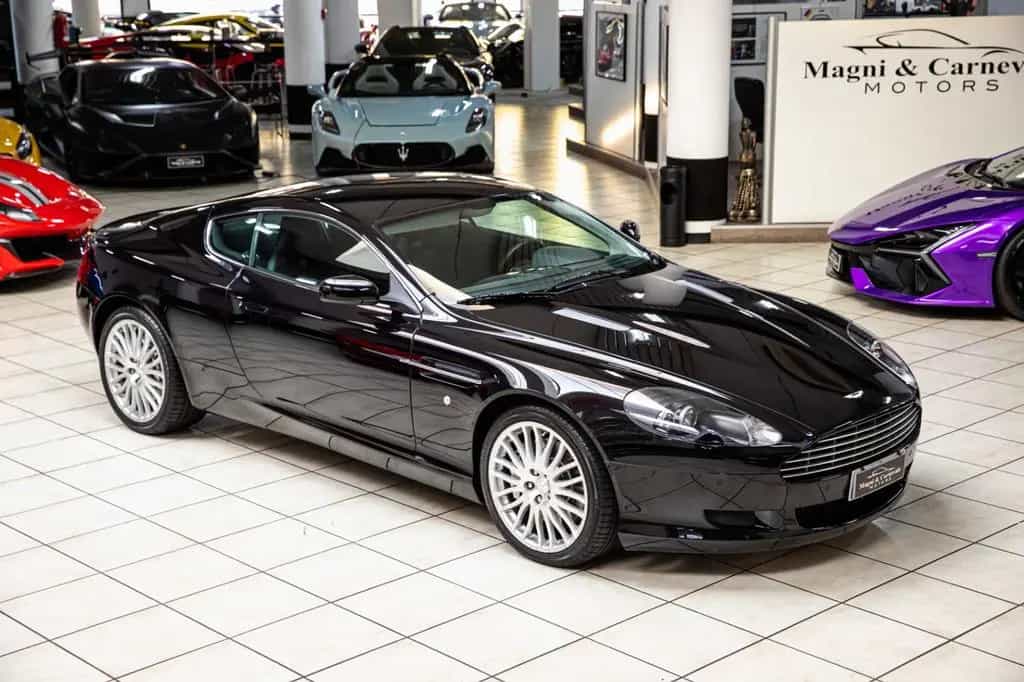 Aston Martin DB9 V12 - Full AM Service 06/2009-photo-0