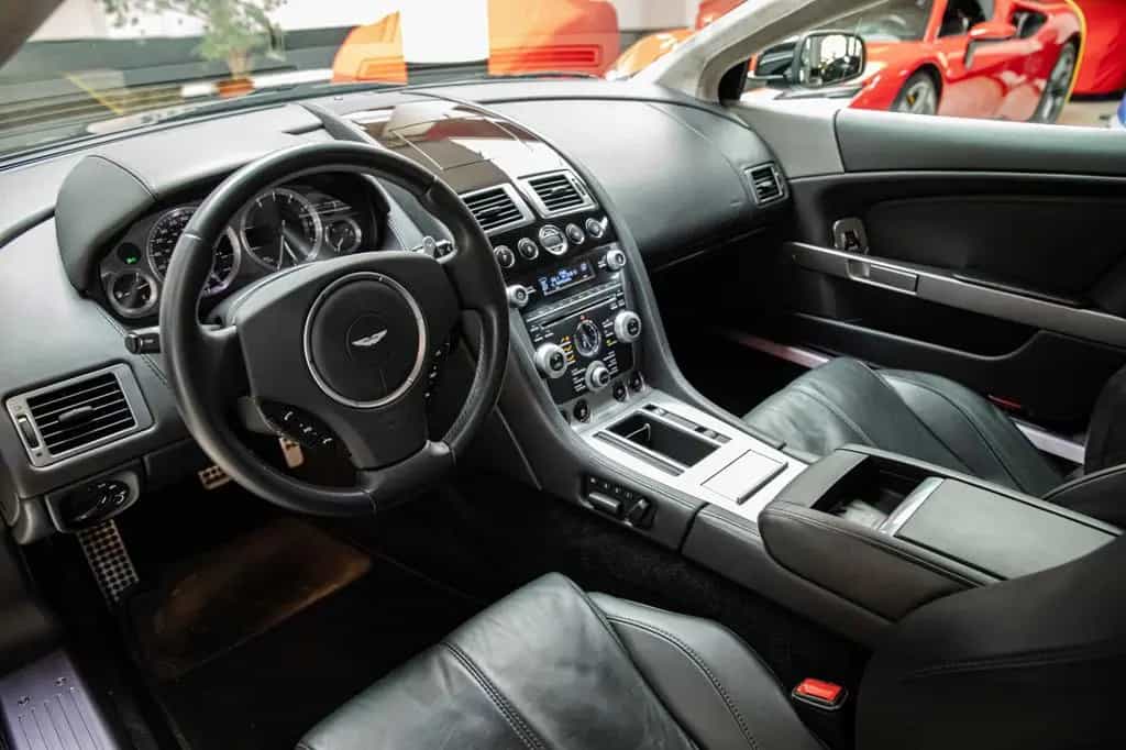 Aston Martin DB9 V12 - Full AM Service 06/2009-photo-11