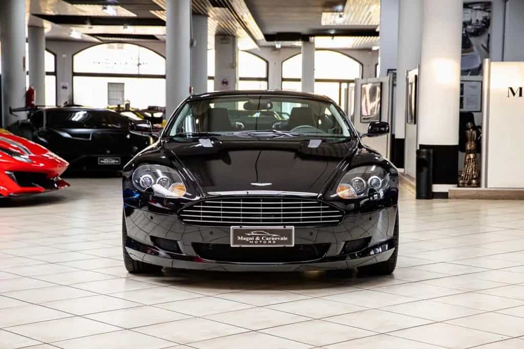 Aston Martin DB9 V12 - Full AM Service 06/2009-photo-3