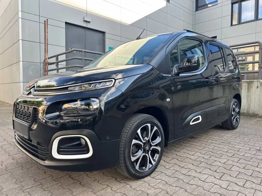 Citroën Berlingo 1.5 SHINE M AHK/NAVI/PANO/SPUR/HUD/RFK 07/2019-photo-0