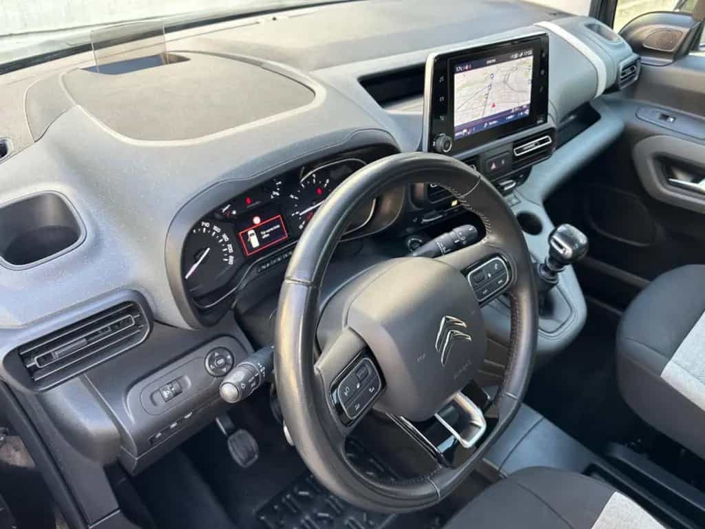 Citroën Berlingo 1.5 SHINE M AHK/NAVI/PANO/SPUR/HUD/RFK 07/2019-photo-16