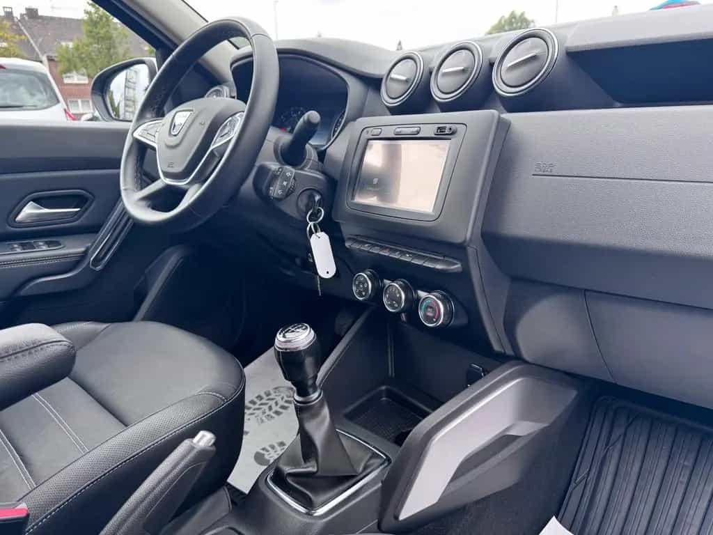 Dacia Duster II 1.6 Prestige *NAVI*KAM*LEDER*1.HAND* 11/2018-photo-17