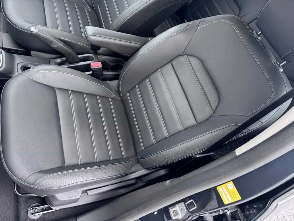 Dacia Duster II 1.6 Prestige *NAVI*KAM*LEDER*1.HAND* 11/2018-photo-24