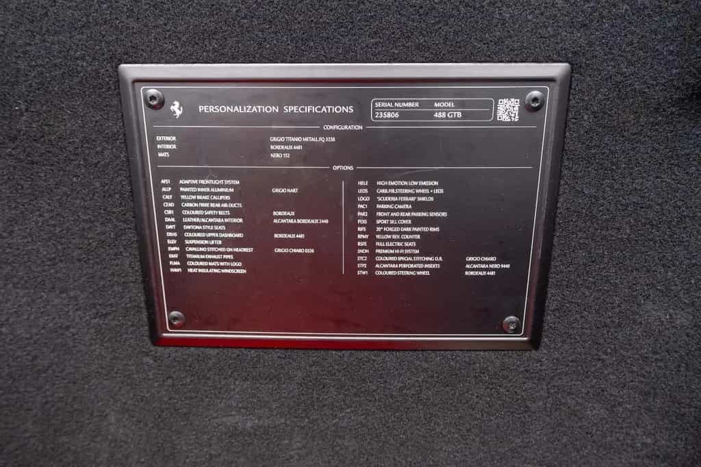 Ferrari 488 GTB LIFT JBL Camera Daytona Seats 05/2018-photo-21