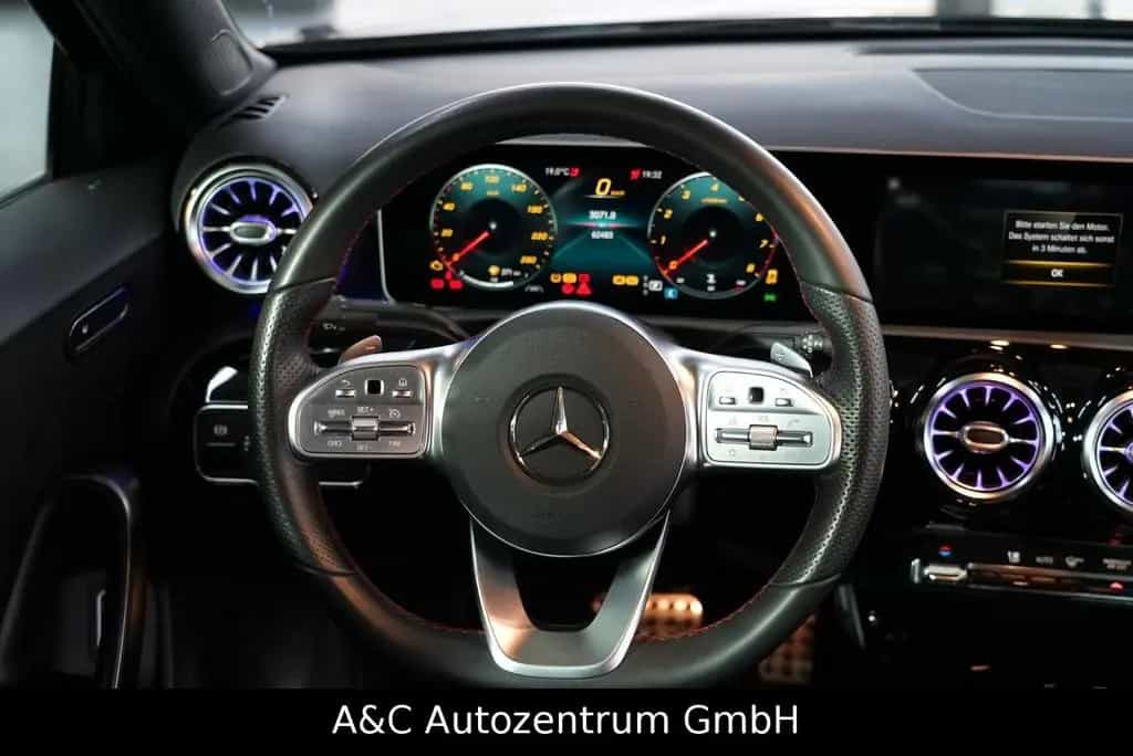 Mercedes-Benz A-Class 200 Limousine AMG Line 07/2019-photo-17