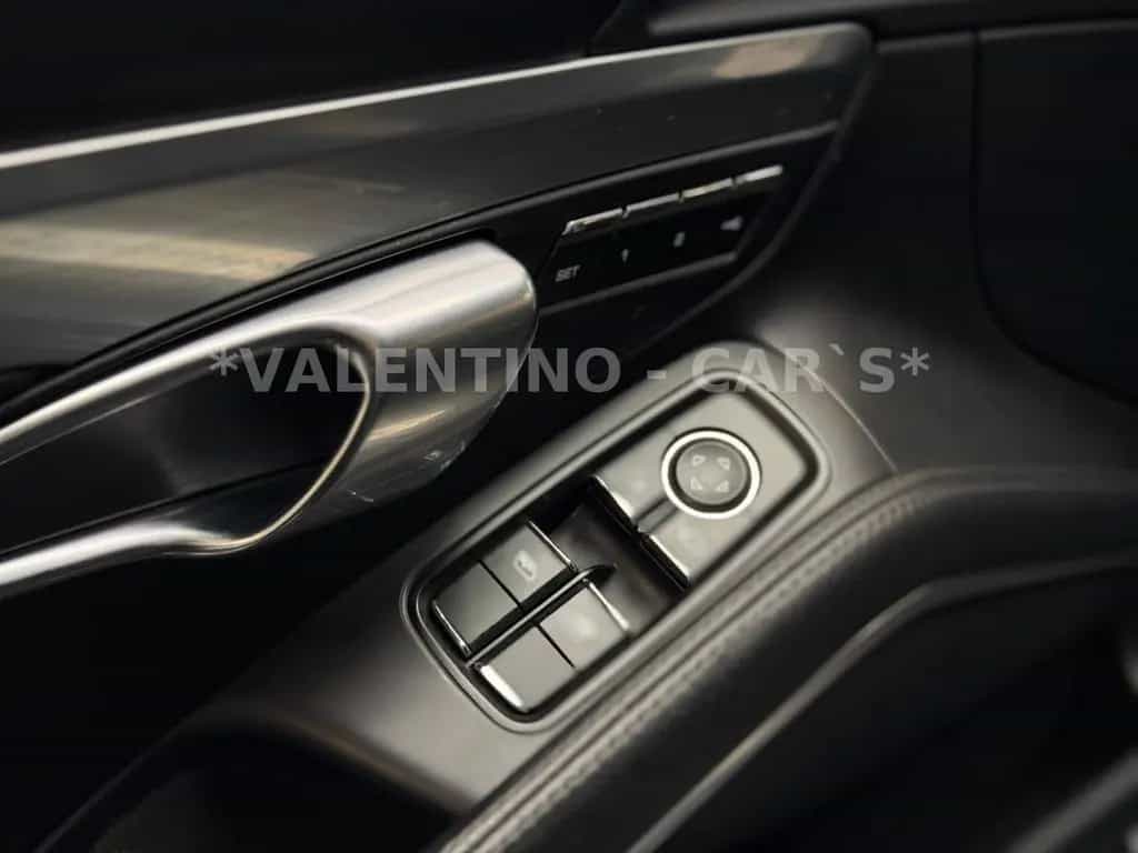 Porsche Cayman S 718 PDLS+/PSM/Chrono/Kamera/Bose 09/2019-photo-47