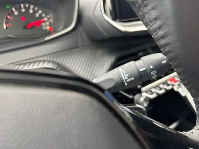Peugeot 2008 Active 100 +Kamera+LED+Bluetooth+ 03/2024-photo-9