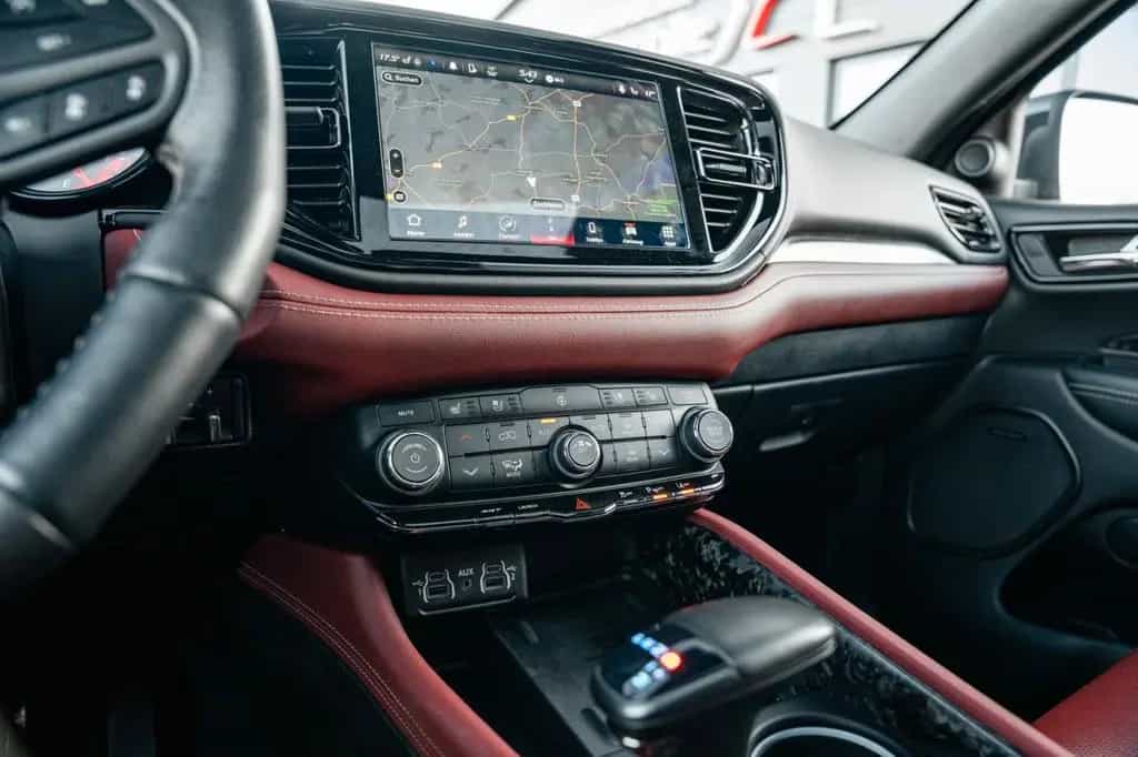 Dodge Durango 6.2 SRT 4x4 Hellcat/Memo/6-Sitze 04/2023-photo-33