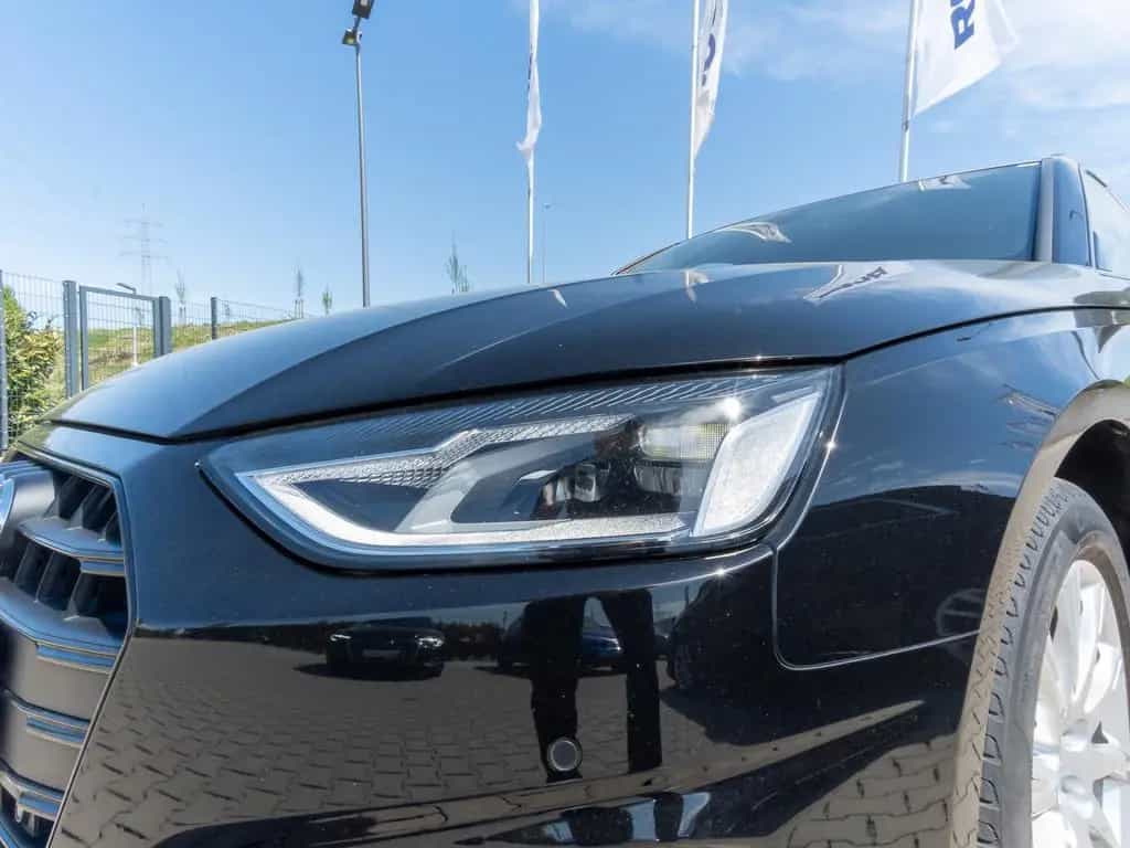 Audi A4 Avant advanced 40 TDI quattro S tronic AHK BT 12/2021-photo-28