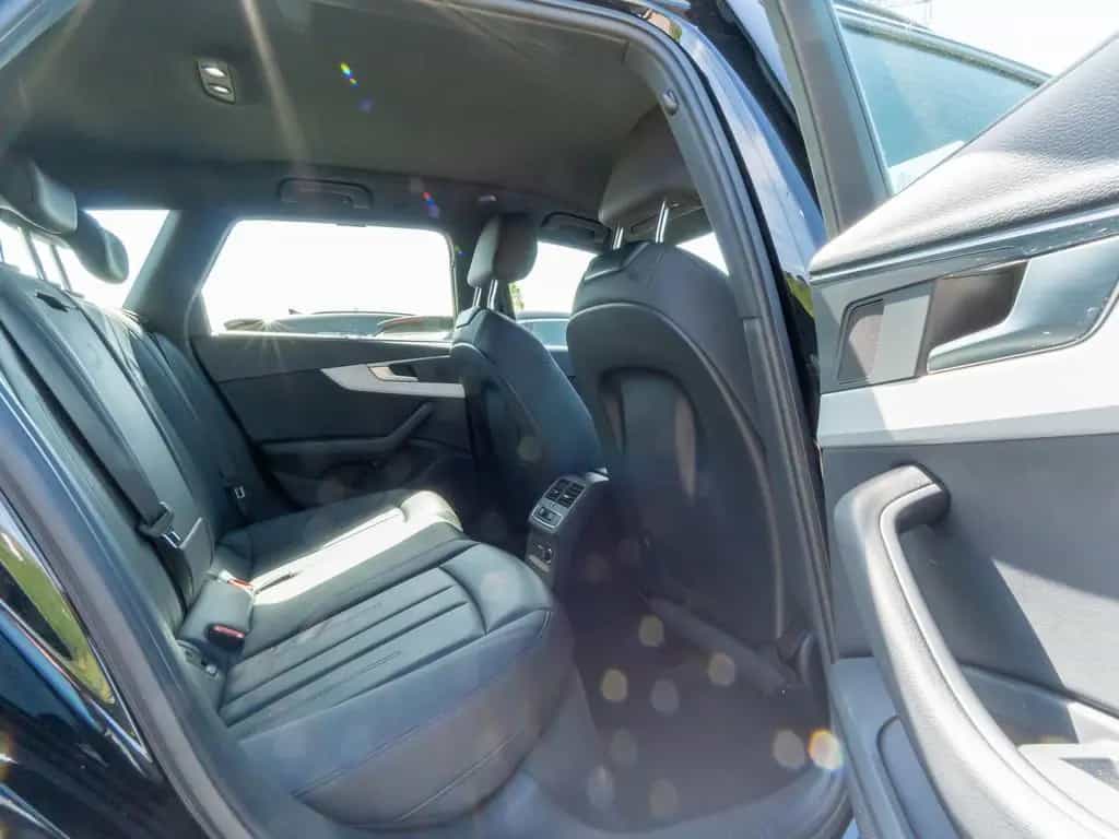 Audi A4 Avant advanced 40 TDI quattro S tronic AHK BT 12/2021-photo-4