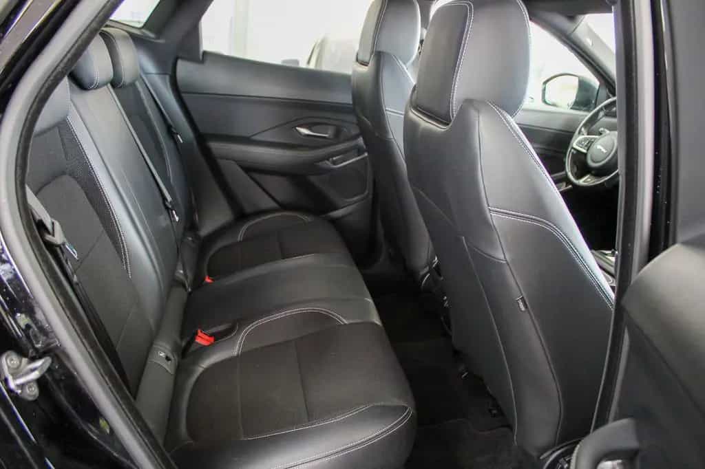 Jaguar E-Pace D150 AWD Aut. R-Dynamik Pano Kamera 2.Hd 08/2019-photo-17