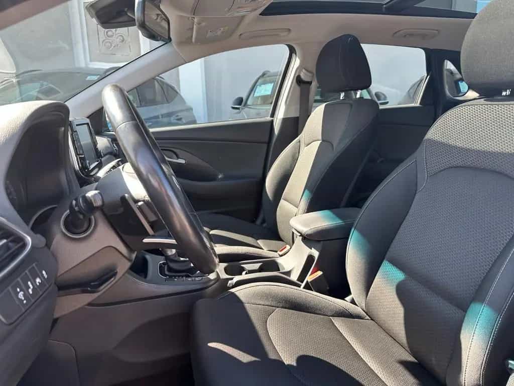 Hyundai i30 1.4 T-GDI DCT Trend , LED,Digital,Navi...... 08/2017-photo-16