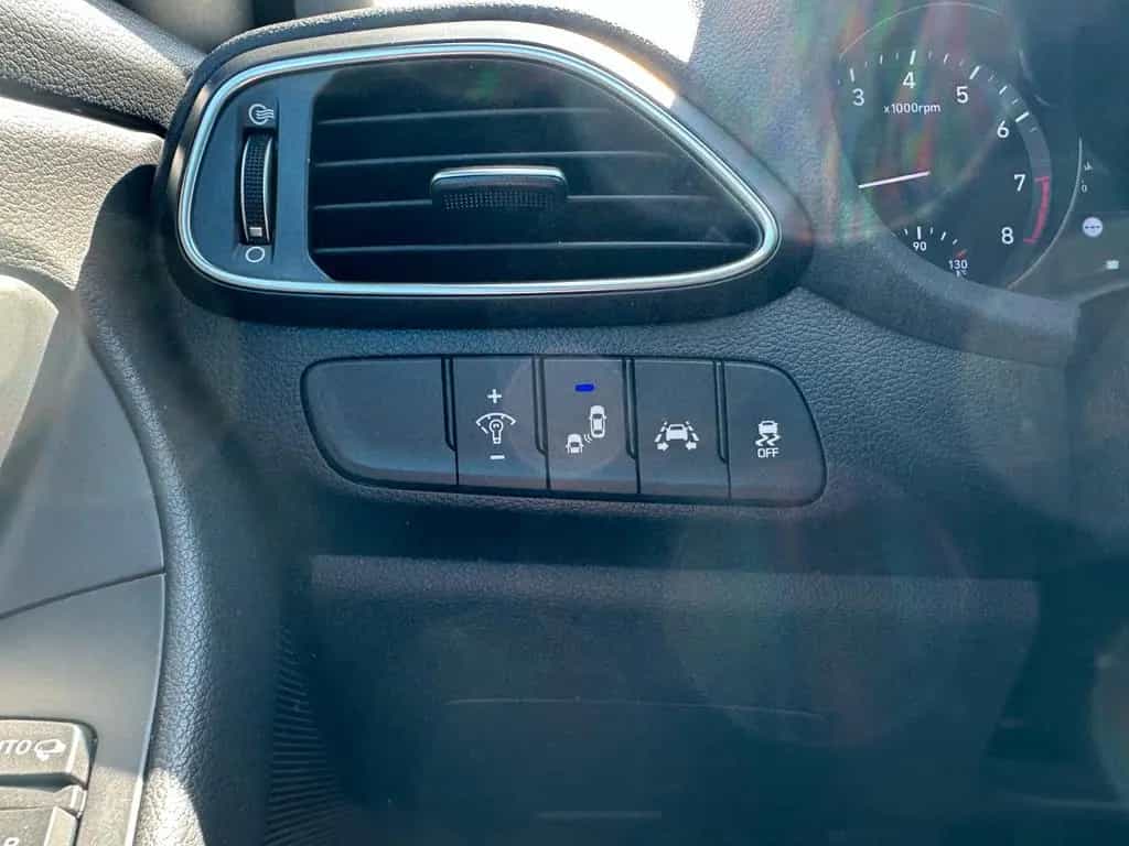 Hyundai i30 1.4 T-GDI DCT Trend , LED,Digital,Navi...... 08/2017-photo-23