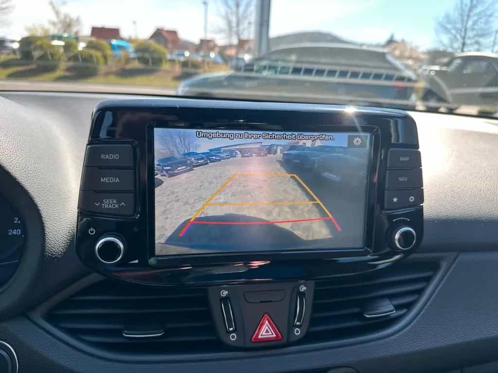 Hyundai i30 1.4 T-GDI DCT Trend , LED,Digital,Navi...... 08/2017-photo-28