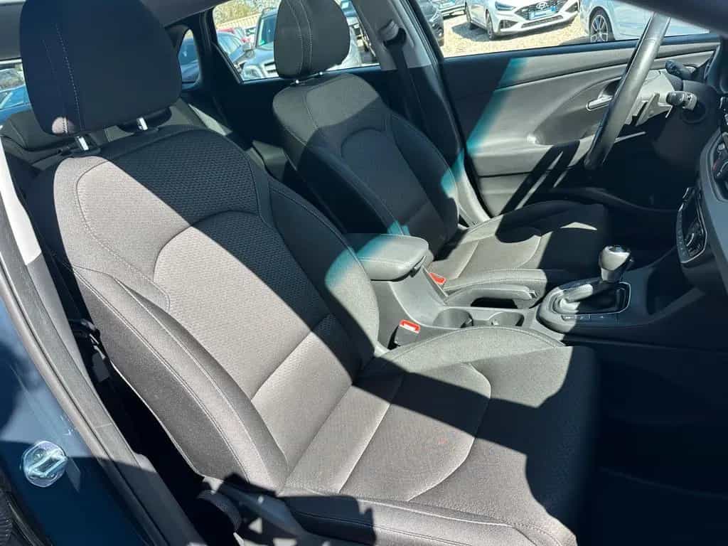 Hyundai i30 1.4 T-GDI DCT Trend , LED,Digital,Navi...... 08/2017-photo-9