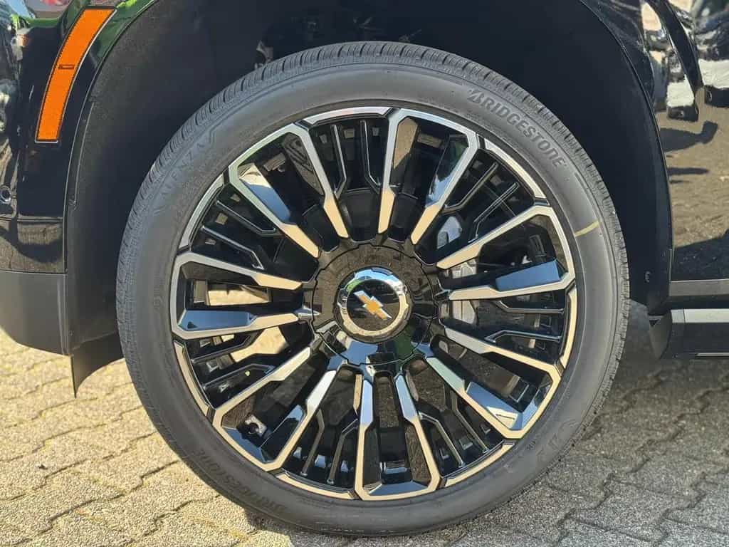 Chevrolet Tahoe 6.2l V8 High Country 24" + Panoramadach null-photo-11