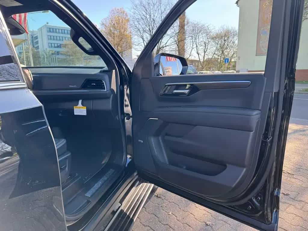 Chevrolet Tahoe 6.2l V8 High Country 24" + Panoramadach null-photo-15