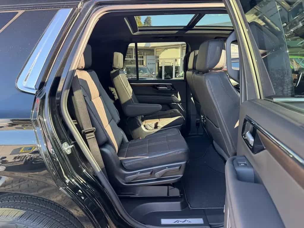 Chevrolet Tahoe 6.2l V8 High Country 24" + Panoramadach null-photo-21