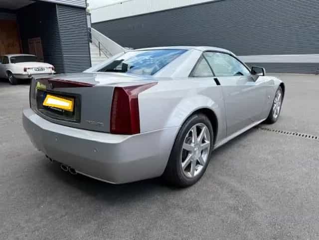 Cadillac XLR 2010 Cadillac XLR 4.6 V8 Convertible 02/2010-photo-8