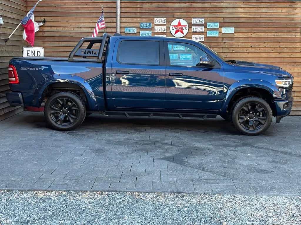 Dodge RAM 1500 Laramie 5,7L 4x4 AHK 12´´LED H&K 02/2023-photo-16