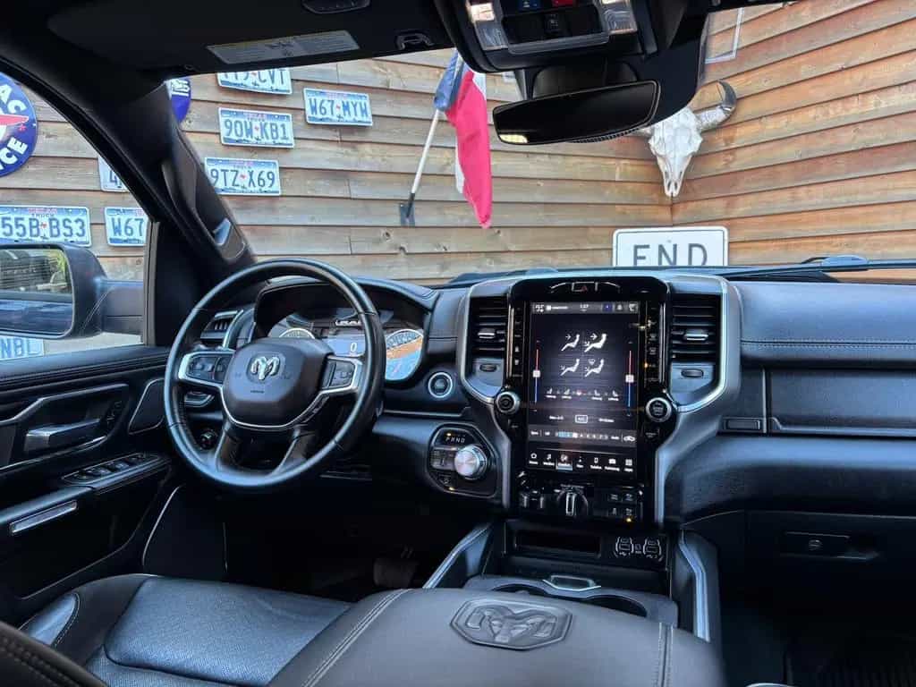 Dodge RAM 1500 Laramie 5,7L 4x4 AHK 12´´LED H&K 02/2023-photo-21
