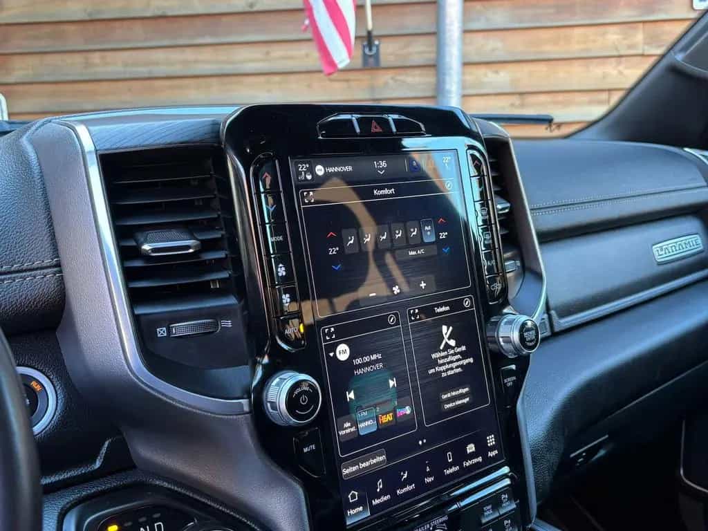 Dodge RAM 1500 Laramie 5,7L 4x4 AHK 12´´LED H&K 02/2023-photo-22