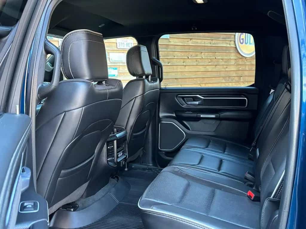 Dodge RAM 1500 Laramie 5,7L 4x4 AHK 12´´LED H&K 02/2023-photo-25