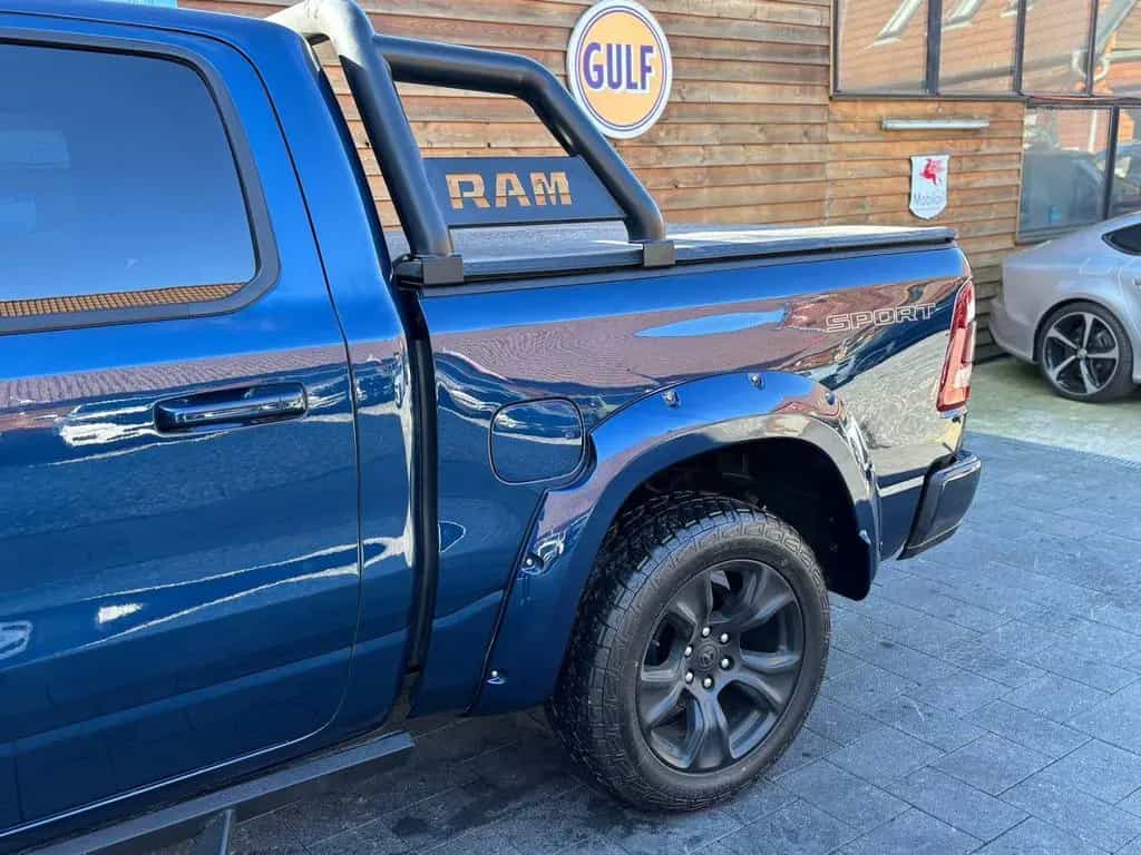 Dodge RAM 1500 Laramie 5,7L 4x4 AHK 12´´LED H&K 02/2023-photo-9