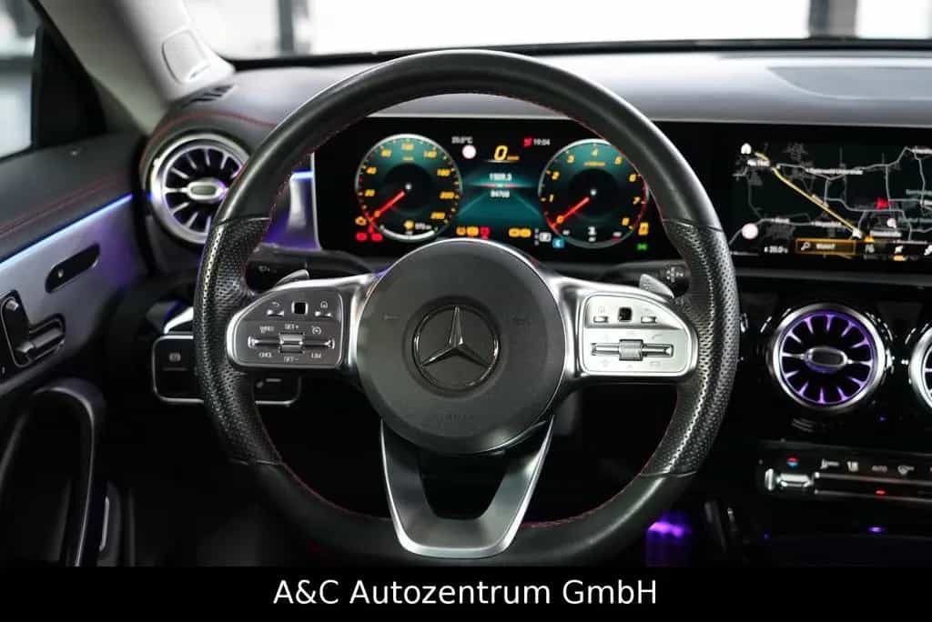 Mercedes-Benz CLA 220 4Matic AMG Line 05/2019-photo-17