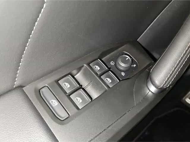 Cupra Formentor VZ 4Drive klappbare AHK Panodach Sound 02/2023-photo-15