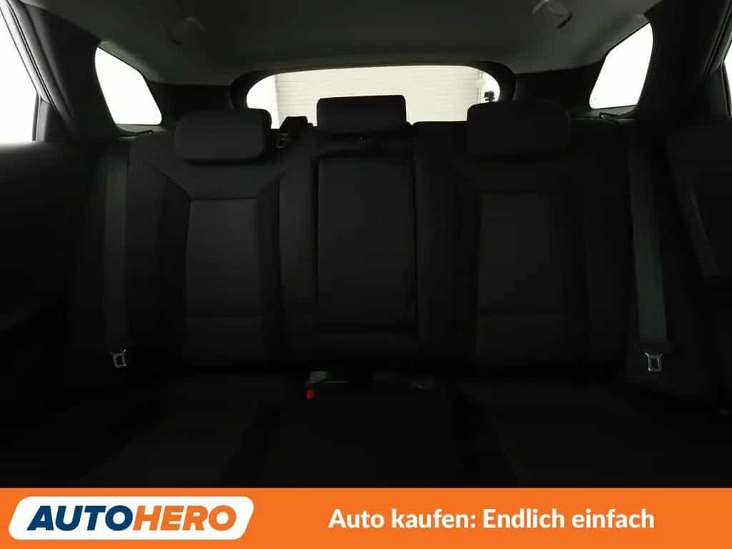 Hyundai i40 1.6 Trend Blue*NAVI*TEMPO*CAM*PDC*SHZ*KLIMA* 11/2018-photo-15