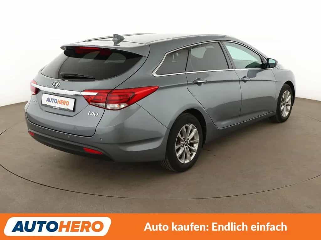 Hyundai i40 1.6 Trend Blue*NAVI*TEMPO*CAM*PDC*SHZ*KLIMA* 11/2018-photo-5