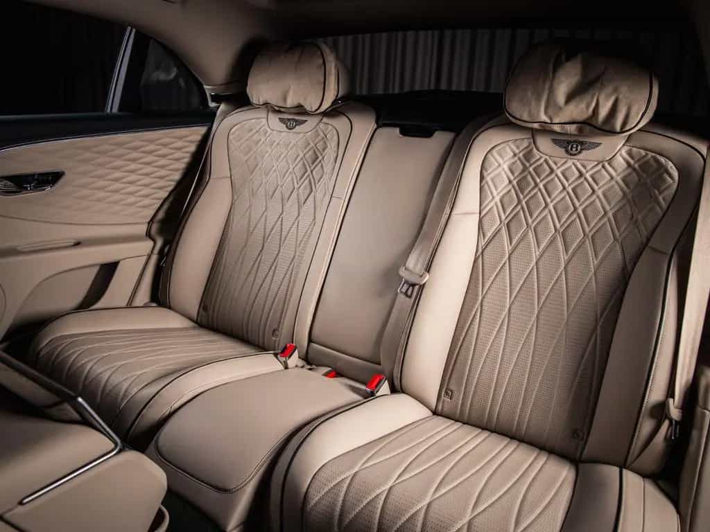 Bentley Flying Spur V8, Naim, Mulliner 02/2021-photo-10