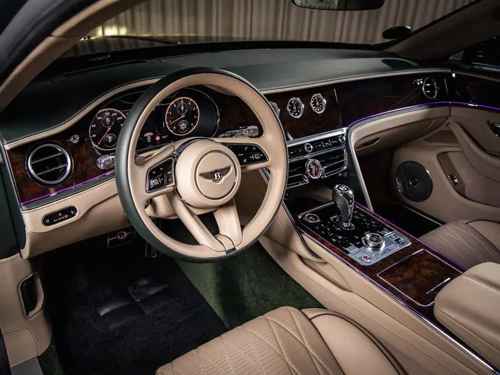 Bentley Flying Spur V8, Naim, Mulliner 02/2021-photo-11