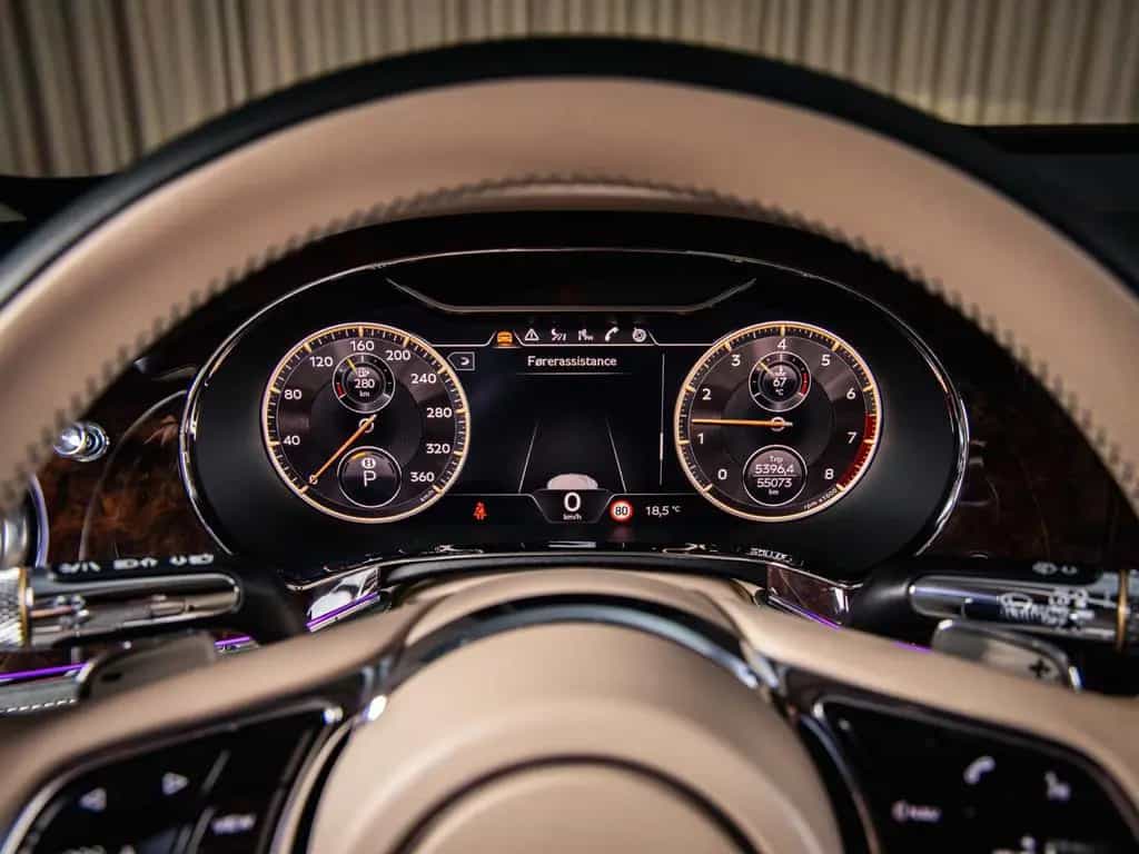 Bentley Flying Spur V8, Naim, Mulliner 02/2021-photo-17