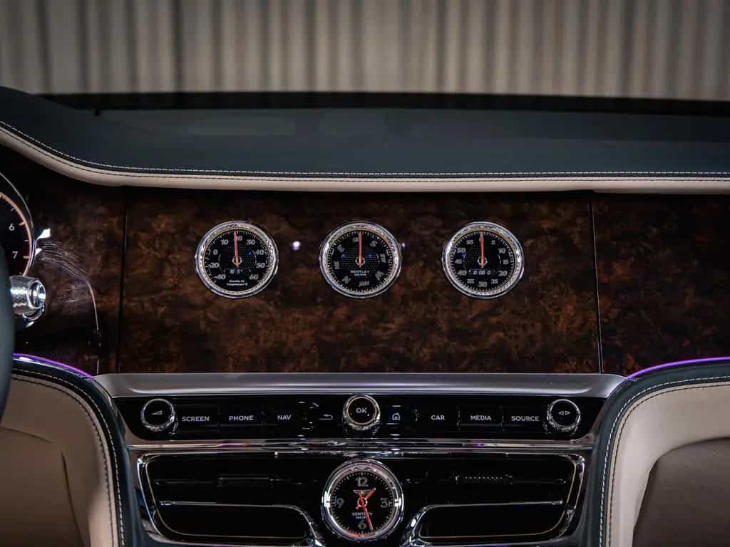 Bentley Flying Spur V8, Naim, Mulliner 02/2021-photo-19