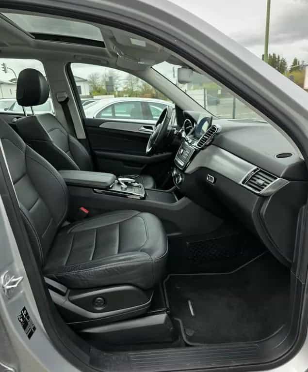 Mercedes-Benz GLE-Class 350d 4Matic"AMG-Line"Pano"AHK 06/2018-photo-17