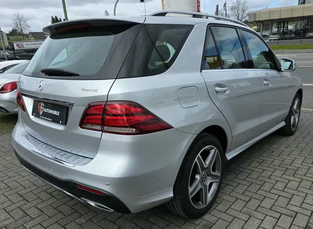 Mercedes-Benz GLE-Class 350d 4Matic"AMG-Line"Pano"AHK 06/2018-photo-7