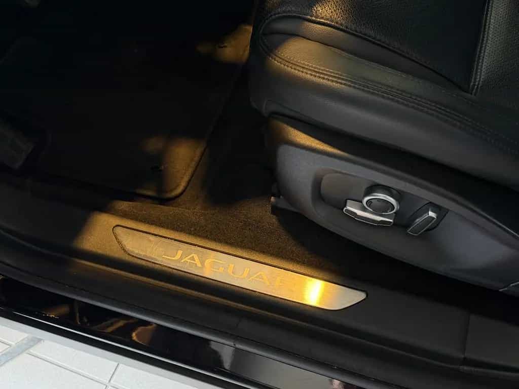 Jaguar E-Pace S AWD/BLACK-PACK/360°KAM/LED/3D-KAMERA/ 12/2021-photo-8