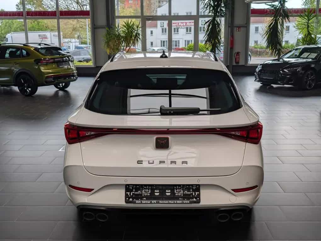 Cupra Leon Sportstourer 2.0 TSI 4Drive DSG VZ 11/2023-photo-3